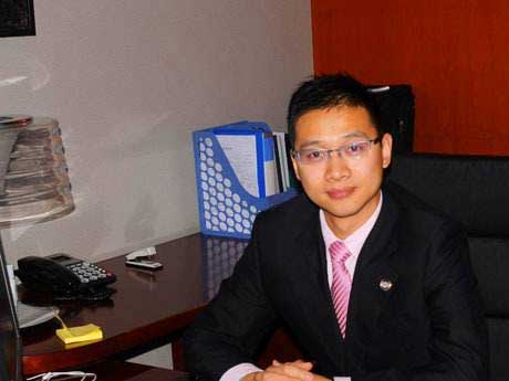 成為金鴻鋒門(mén)業(yè)經(jīng)銷(xiāo)商，我的事業(yè)有了很大發(fā)展